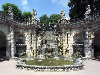 Dresdner Zwinger Innenbereich Nymphenbad Dresdner Zwinger Innenbereich Nymphenbad