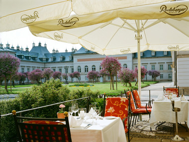 Restauranterrasse des Schloss Hotels Pillnitz