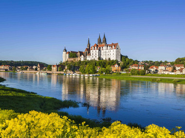 View of the Elbe at Meissen Albrechtsburg Castle