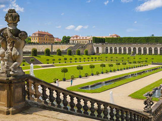 Ogród Barokowy Großsedlitz widok na niższą oranżerię