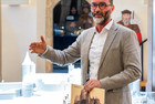 Schlossleiter mit alter Schlossansicht